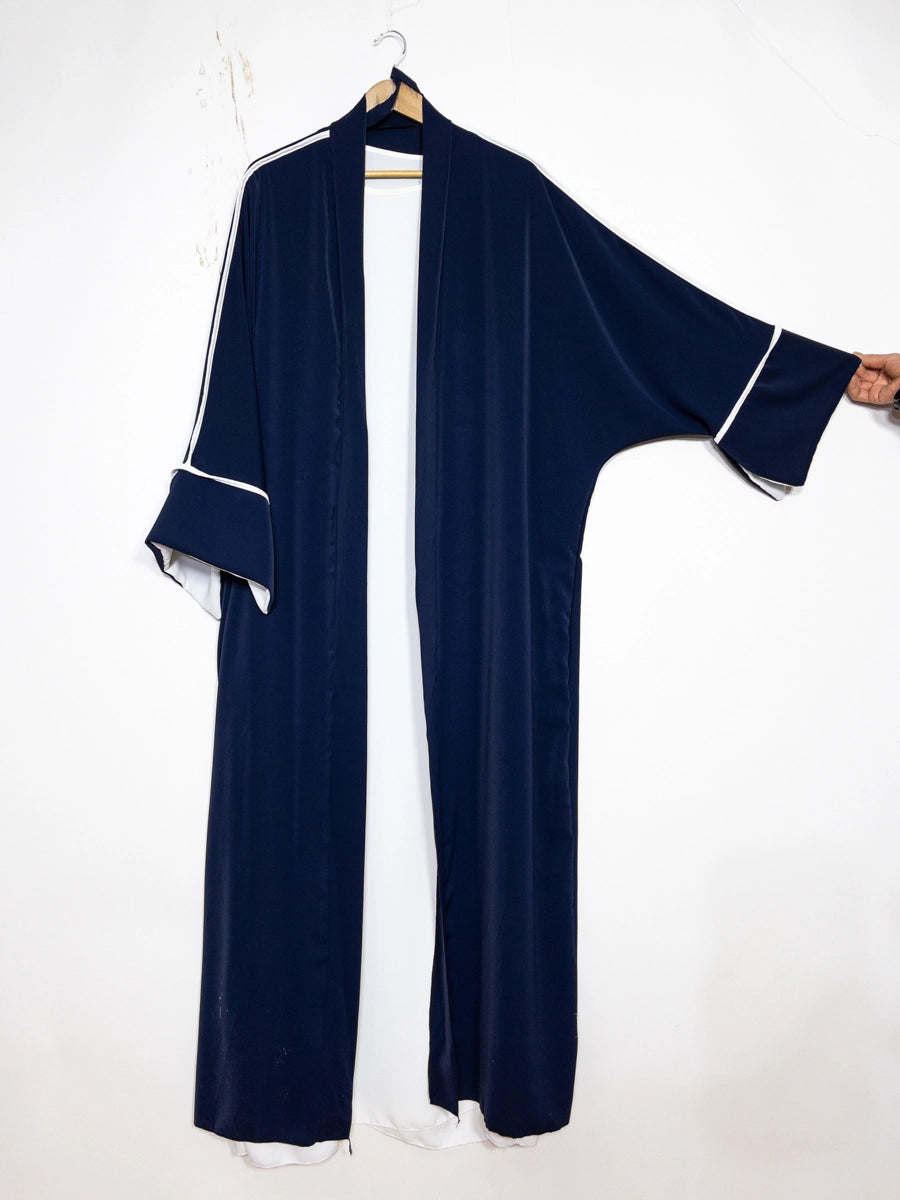 Kimono mit zweiteiligem Seidentanktop von Medina